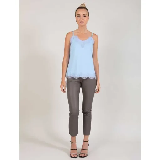 Coster Copenhagen CCH1004 Lace Top 574 Lyseblå
