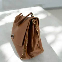 J By J Medium Leather Bag Camel